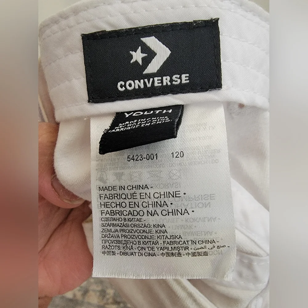 Converse hat - Picture 4 of 5